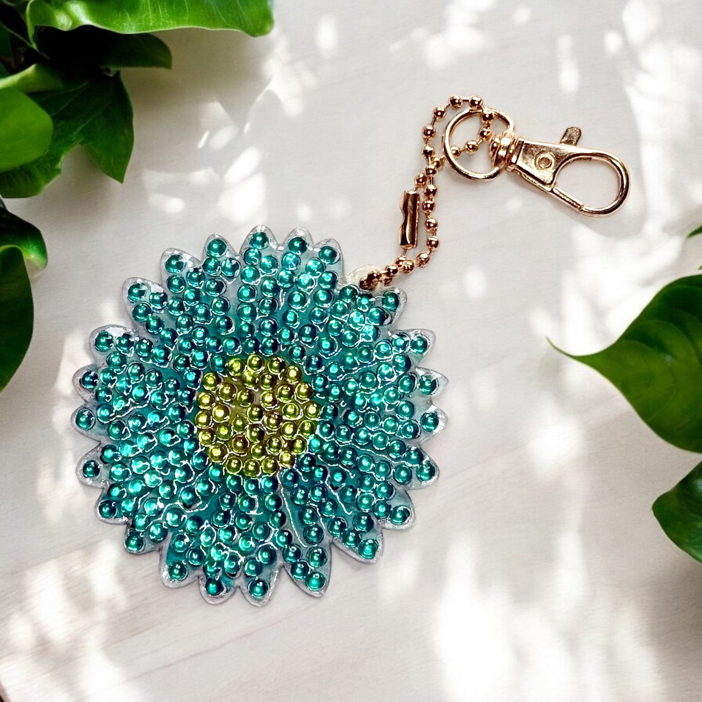 Sparkling keyring charm - green turquoise